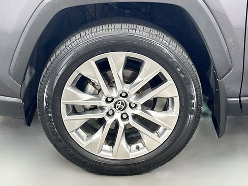 Used 2024 Toyota RAV4 XLE Premium FWD image 28