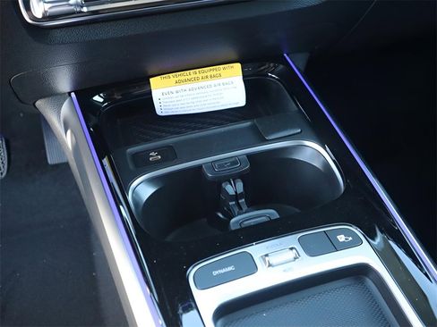 New 2026 Mercedes-Benz GLB 250 4MATIC image 44