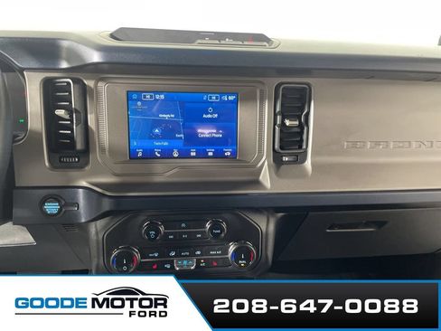 Used 2022 Ford Bronco Outer Banks AWD/4WD image 15