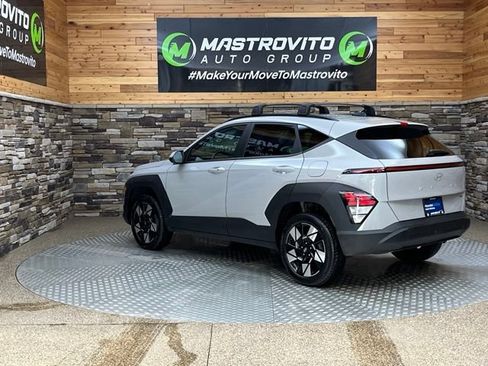 Used 2024 Hyundai Kona SEL AWD/4WD image 9