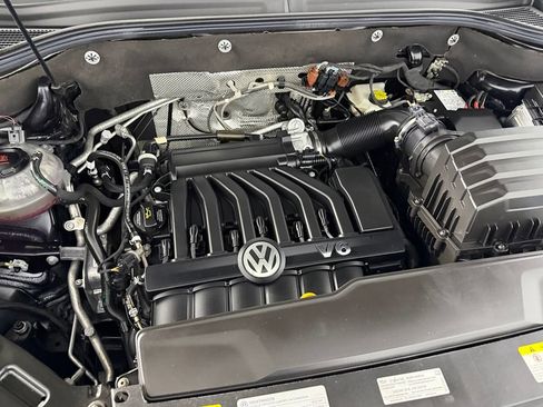 Used 2023 Volkswagen Atlas SE w/ Panoramic Sunroof Package AWD/4WD image 29