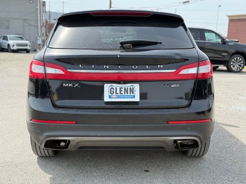 Used 2016 Lincoln MKX Reserve w/ Luxury Package AWD/4WD image 7