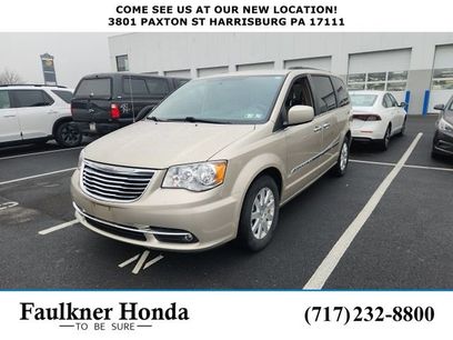 Used 2016 Chrysler Town & Country Touring w/ Driver Convenience Group