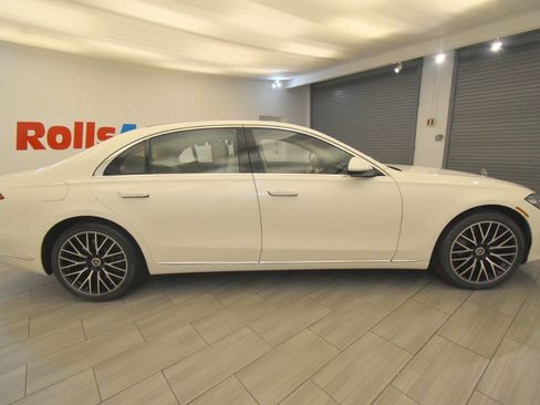 Used 2022 Mercedes-Benz S 500 4MATIC image 6