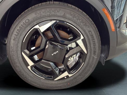 New 2026 Kia Sportage EX FWD image 40