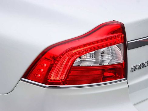 Used 2015 Volvo S80 T5 Platinum image 8