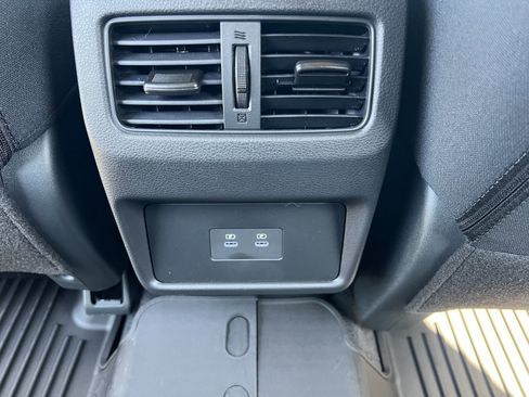 New 2026 Nissan Rogue SV AWD/4WD image 18