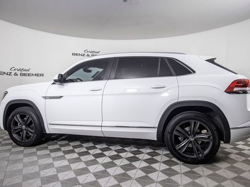 Used 2021 Volkswagen Atlas Cross Sport SE FWD image 9
