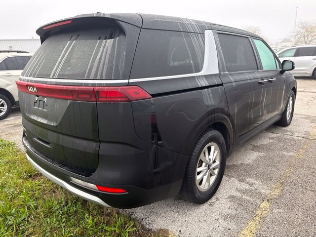 Used 2022 Kia Carnival LX FWD image 6
