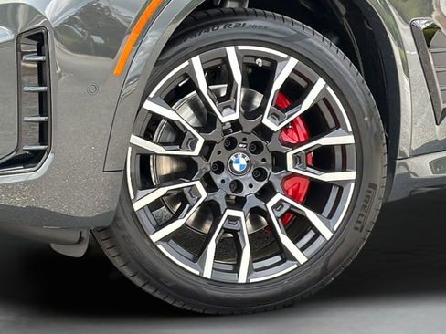 New 2026 BMW X5 xDrive40i w/ M Sport Package AWD/4WD image 6