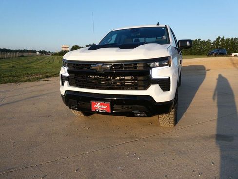 New 2026 Chevrolet Silverado 1500 LT Trail Boss w/ LT Trail Boss Premium Package AWD/4WD image 11