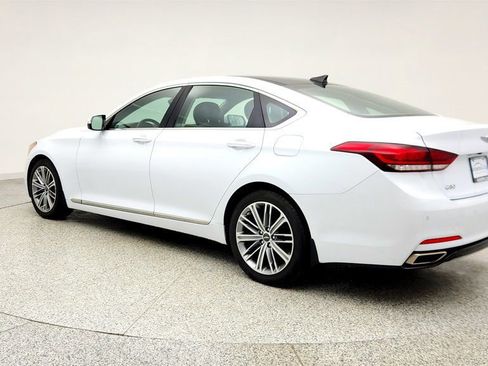 Used 2018 Genesis G80 3.8 w/ Option Group 02 RWD image 7