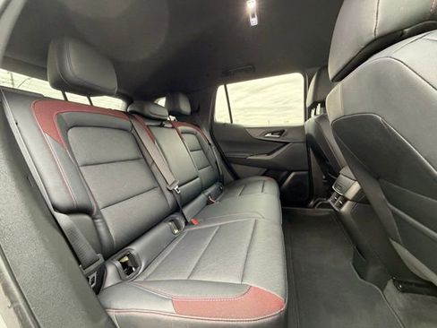 Used 2025 Chevrolet Equinox RS image 16