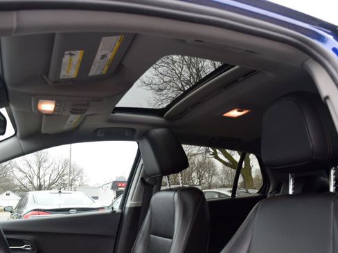 Used 2017 Chevrolet Trax Premier image 33