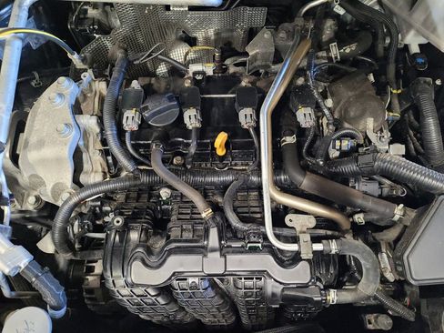 Used 2021 Nissan Rogue S AWD/4WD image 30
