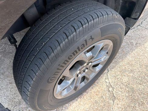 Used 2023 Ford Maverick XLT FWD image 6