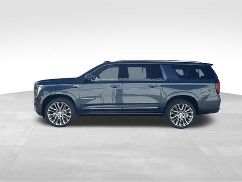 New 2026 GMC Yukon XL Denali image 18