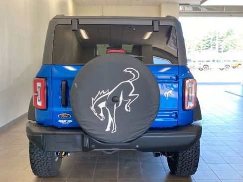 Used 2023 Ford Bronco Badlands AWD/4WD image 7