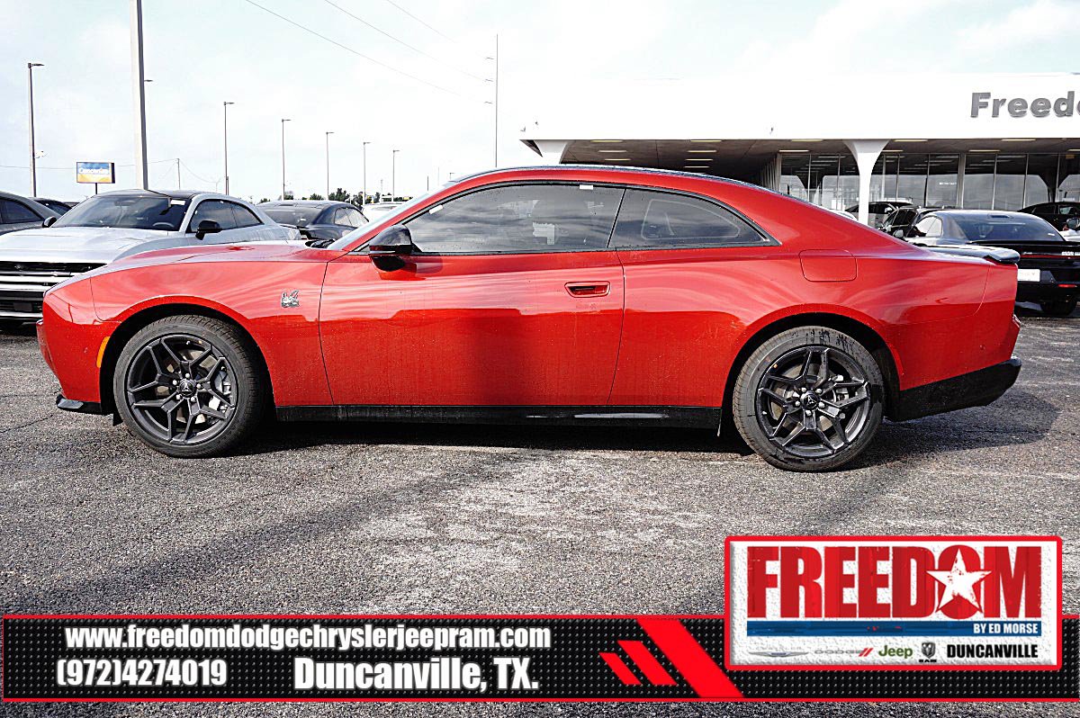 New 2026 Dodge Charger Scat Pack w/ Blacktop Package AWD/4WD image 2
