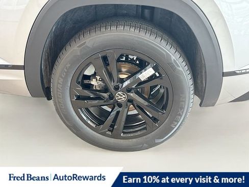 New 2026 Volkswagen Atlas Cross Sport SEL R-Line AWD/4WD image 18