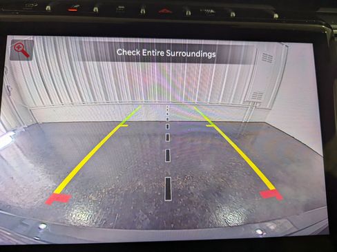 Used 2022 Jeep Grand Cherokee Limited image 24