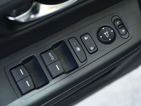 Used 2026 Honda CR-V LX image 36