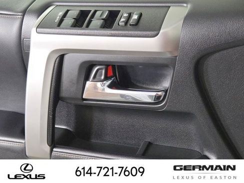 Used 2023 Toyota 4Runner Limited AWD/4WD image 29