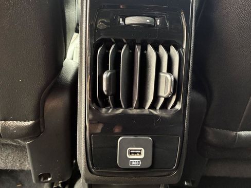 Used 2024 Jeep Compass Limited AWD/4WD image 12