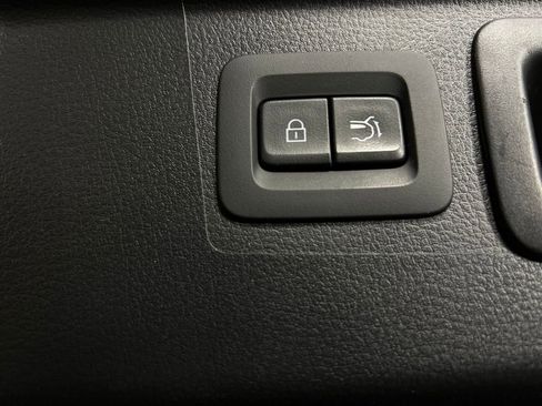 Used 2025 MAZDA CX-50 AWD 2.5 S w/ Cargo Package image 29