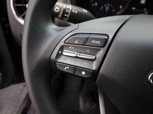 Used 2023 Hyundai Kona SEL AWD/4WD image 17
