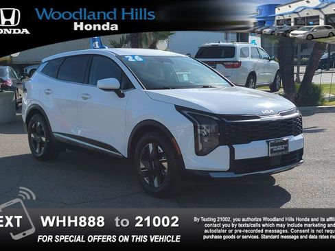 Used 2026 Kia Sportage LX image 3