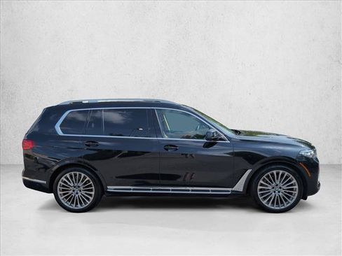 Used 2019 BMW X7 xDrive50i w/ Premium Package AWD/4WD image 4