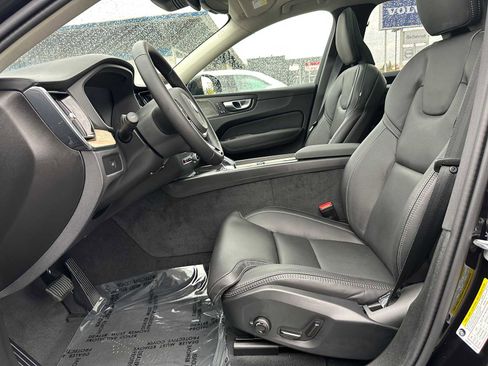 New 2026 Volvo XC60 B5 Ultra w/ Protection Package Premier image 19