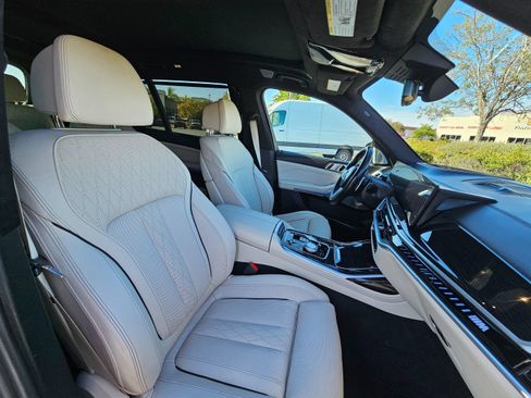 Used 2023 BMW X7 M60i w/ Executive Package AWD/4WD image 56