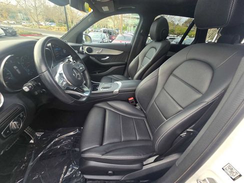 Used 2022 Mercedes-Benz GLC 300 4MATIC image 25