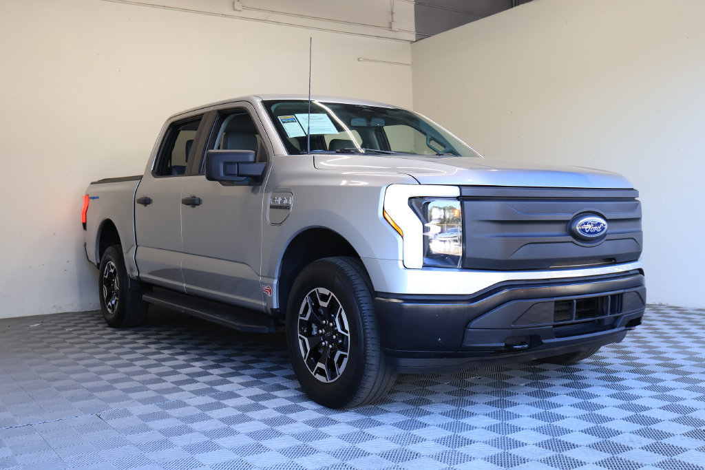 Used 2023 Ford F150 Lightning Pro AWD/4WD image 6