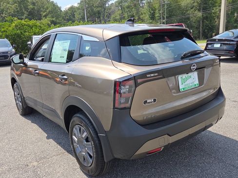 New 2027 Nissan Kicks S FWD image 9