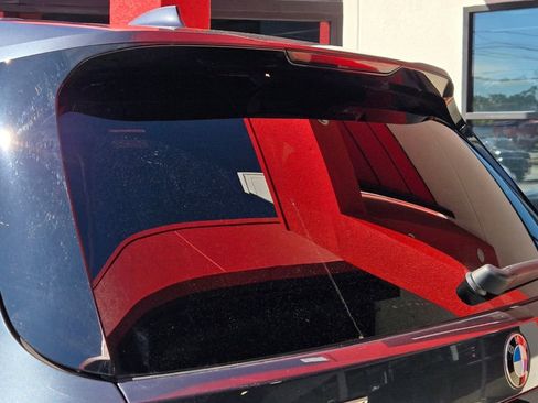 Used 2022 BMW X7 xDrive40i w/ M Sport Package image 9