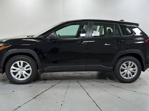 New 2026 Toyota Corolla Cross L image 8