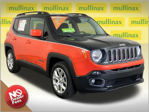 Used 2015 Jeep Renegade Latitude image 1