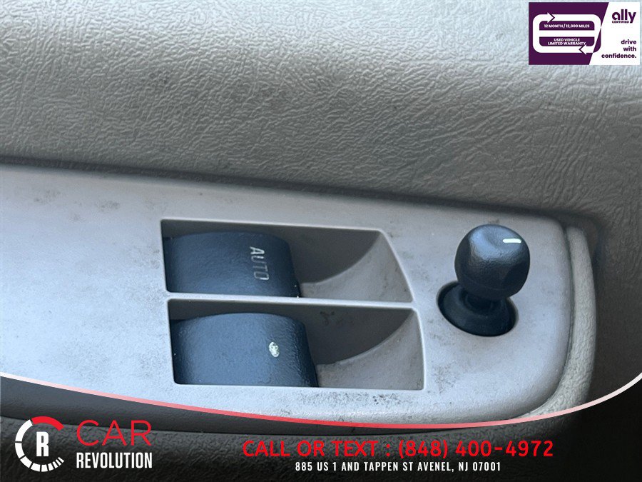 Used 2023 Chevrolet Express 2500 Extended w/ Driver Convenience Package RWD image 24