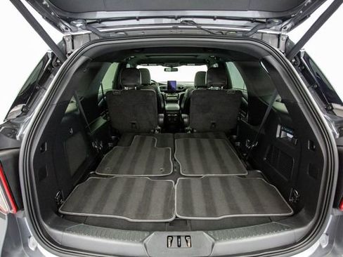 Used 2022 Ford Explorer ST image 42