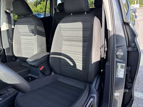 Certified 2023 Volkswagen Tiguan S FWD image 23