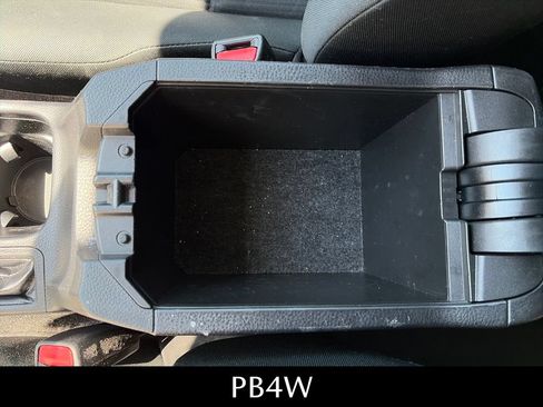 Used 2016 Toyota RAV4 LE FWD image 22