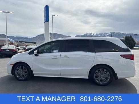 Used 2026 Honda Odyssey Touring image 6
