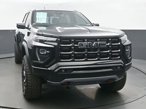 Used 2024 GMC Canyon AT4X image 8