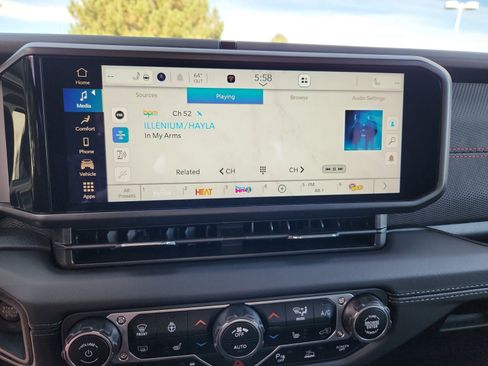 New 2025 Jeep Gladiator Rubicon w/ Safety Group image 28