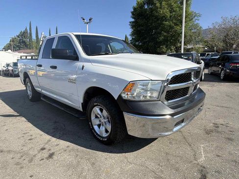 Used 2018 RAM 1500 ST w/ SXT Appearance Group AWD/4WD image 1
