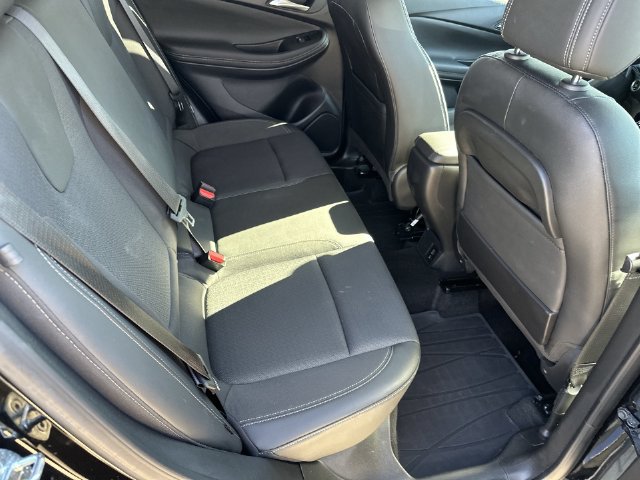Certified 2023 Buick Encore GX Preferred w/ Cold Weather Comfort Package AWD/4WD image 36