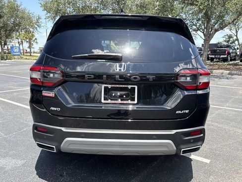 Certified 2023 Honda Pilot Elite image 5